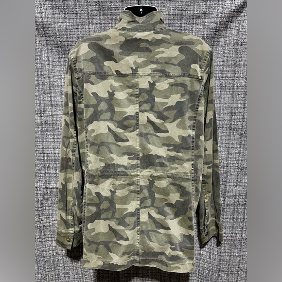 Lucky Brand Camouflage Utility Jacket, Women Size Medium - Picture 3 of 4